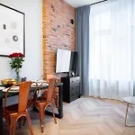 1555 Apartments VI