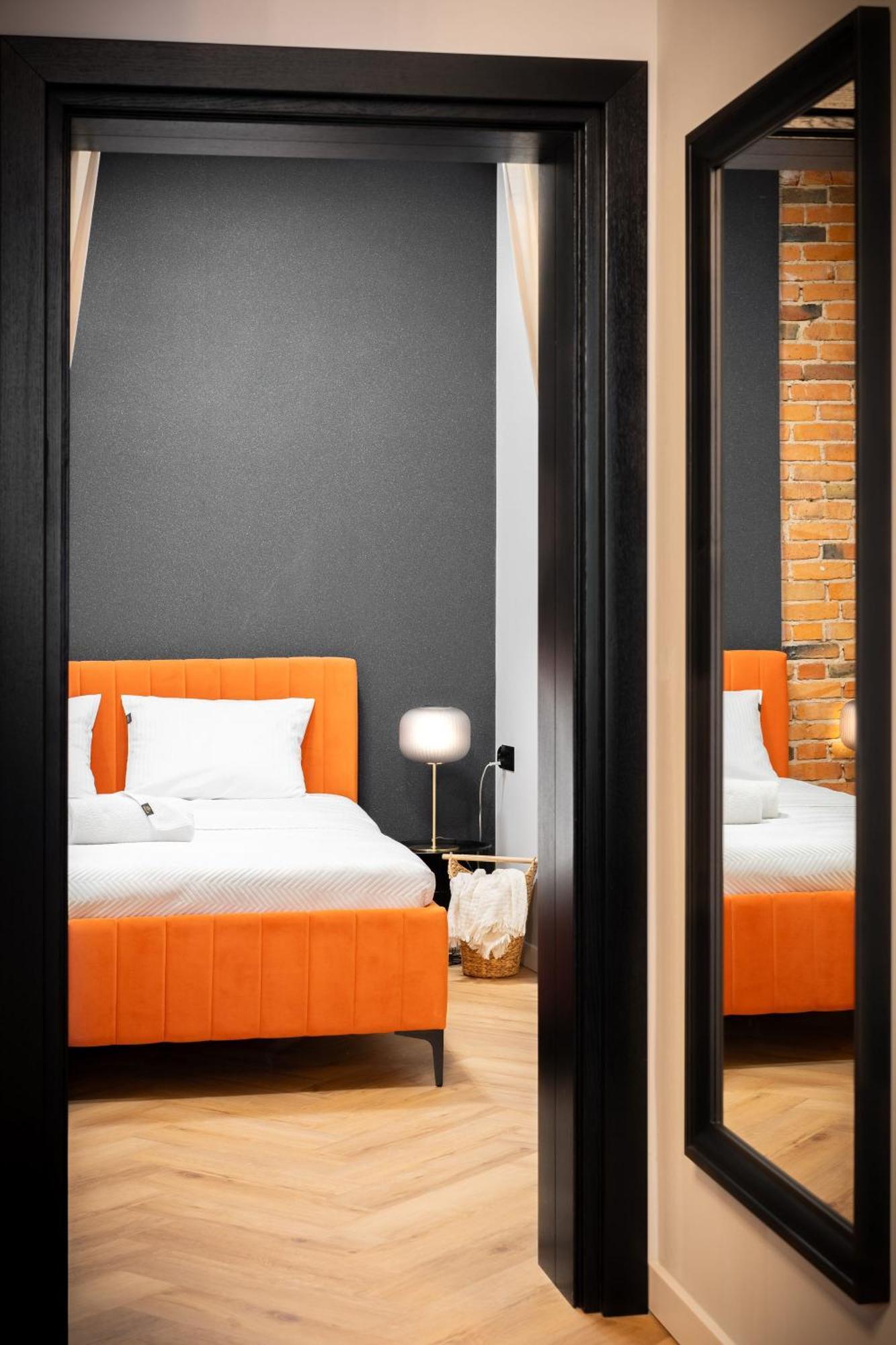 1555 Vi Apartament *